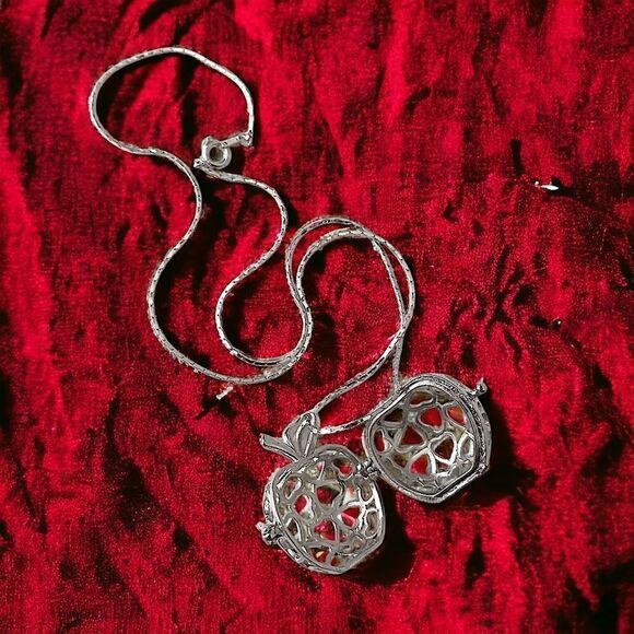 Vintage Apple Pendant Necklace Open Work Filigree Cage Clasp Opens Silver Tone. - Picture 12 of 16